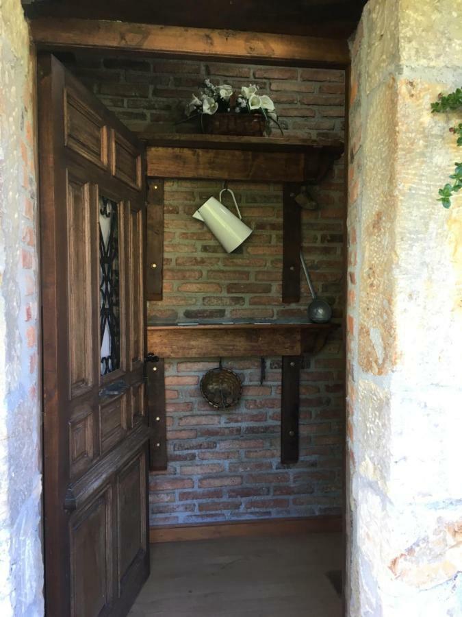 Apartamentos Rurales La Caviana Cangas de Onis Bagian luar foto